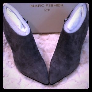 Brand new Marc Fisher gray booties